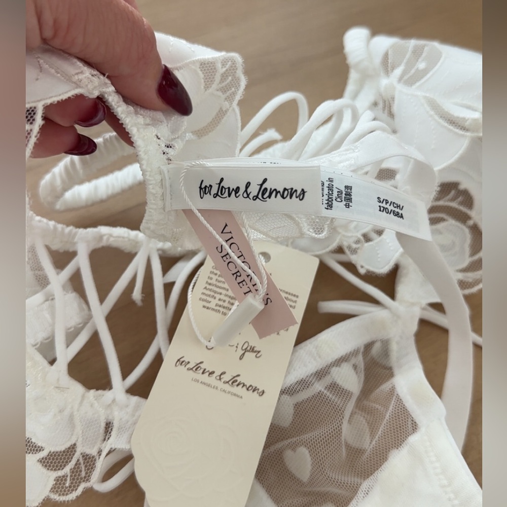SOLD** For Love And Lemons White Lace Lingerie Set - Picture 9 of 10
